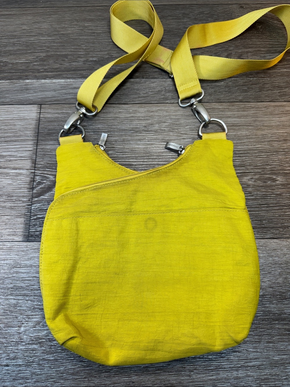 Baggallini Bright Yellow Crossbody with Adjustable Strap - Picture 3 of 6